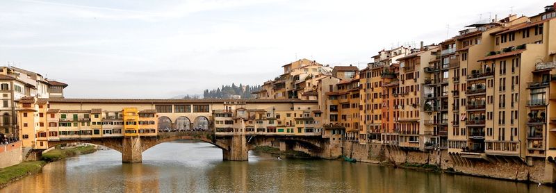 Le ponte Vecchio  00537