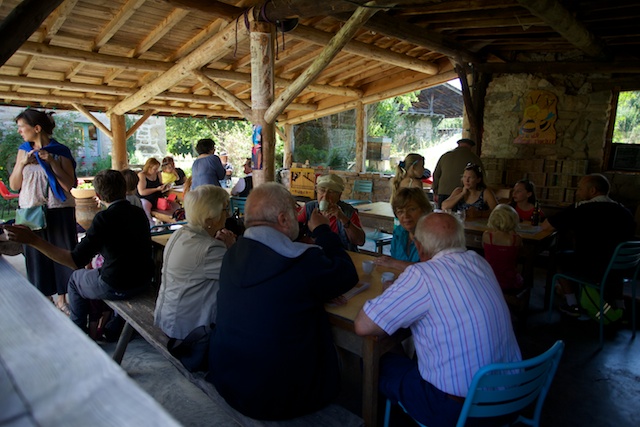 Le p'tit café d'la cité...